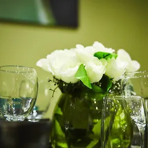 *little Haven In Leeds* ¤private Parking¤ Ensuite Apartment Leeds (West Yorkshire)
